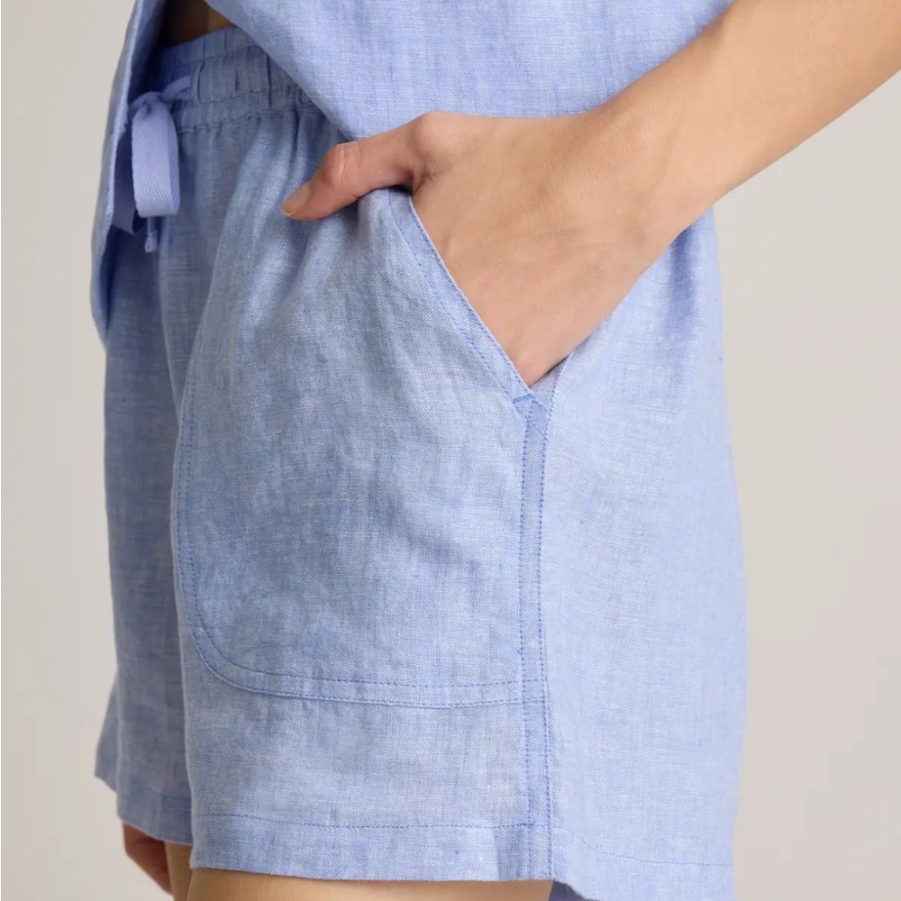 Quince Linen Shorts Color Sand - Picture 4 of 6